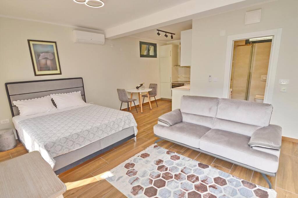 Appartement Urban Escape For Two In Kotor Extérieur photo